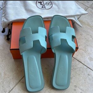 Hermes Oran sandal